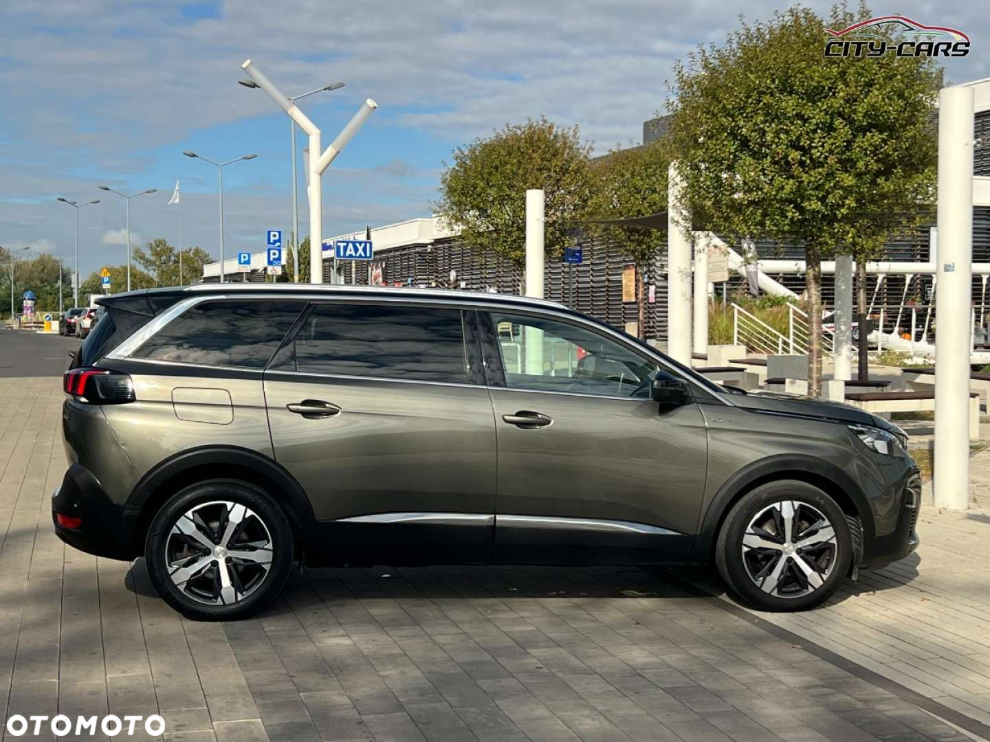 Peugeot 5008 - 36