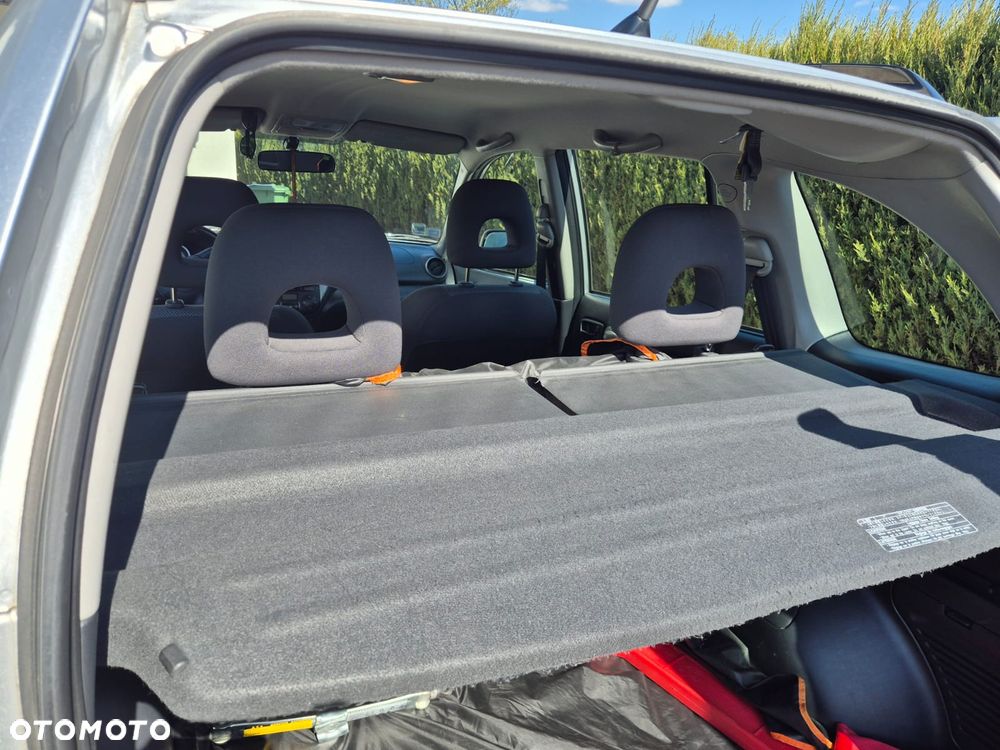 Toyota RAV4 D-4D 4x4 - 8