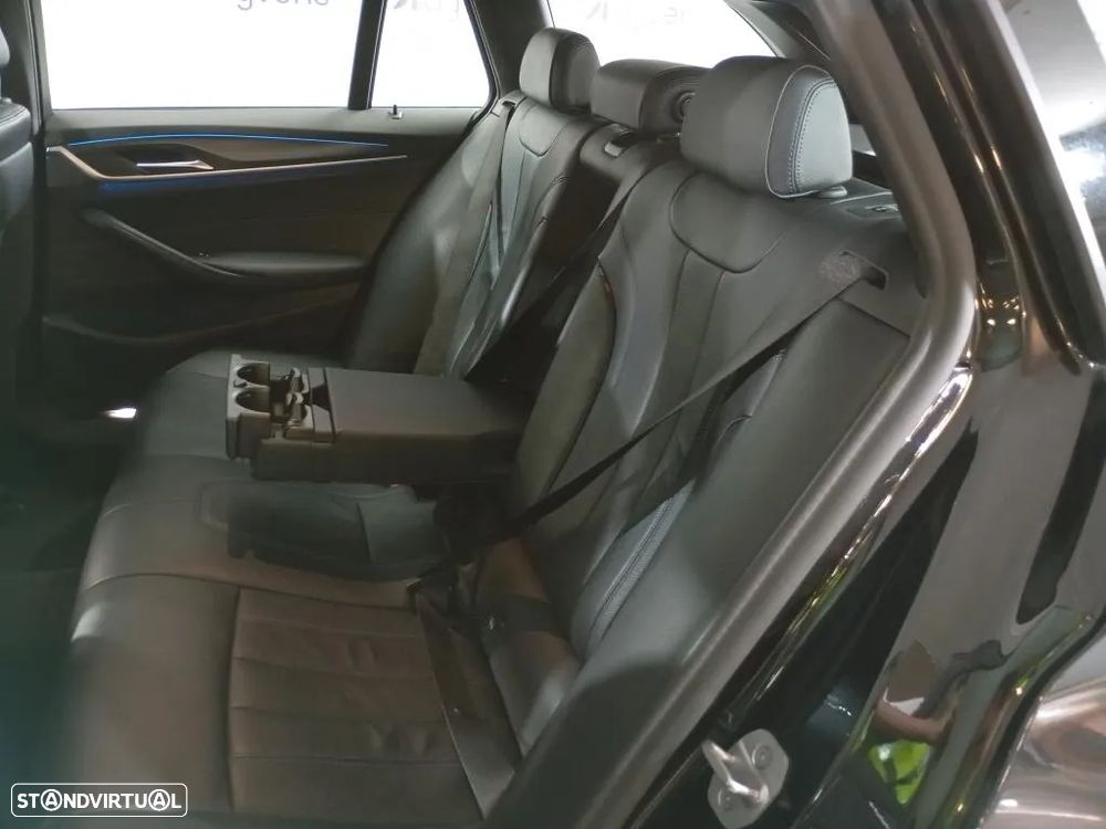 BMW 520 e Pack M - 9