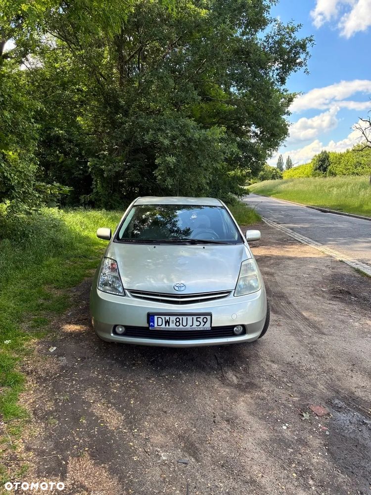 Toyota Prius - 2