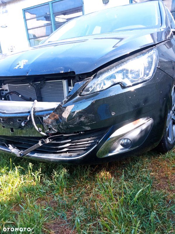 Peugeot 308 BlueHDi 120 Stop & Start Allure - 24