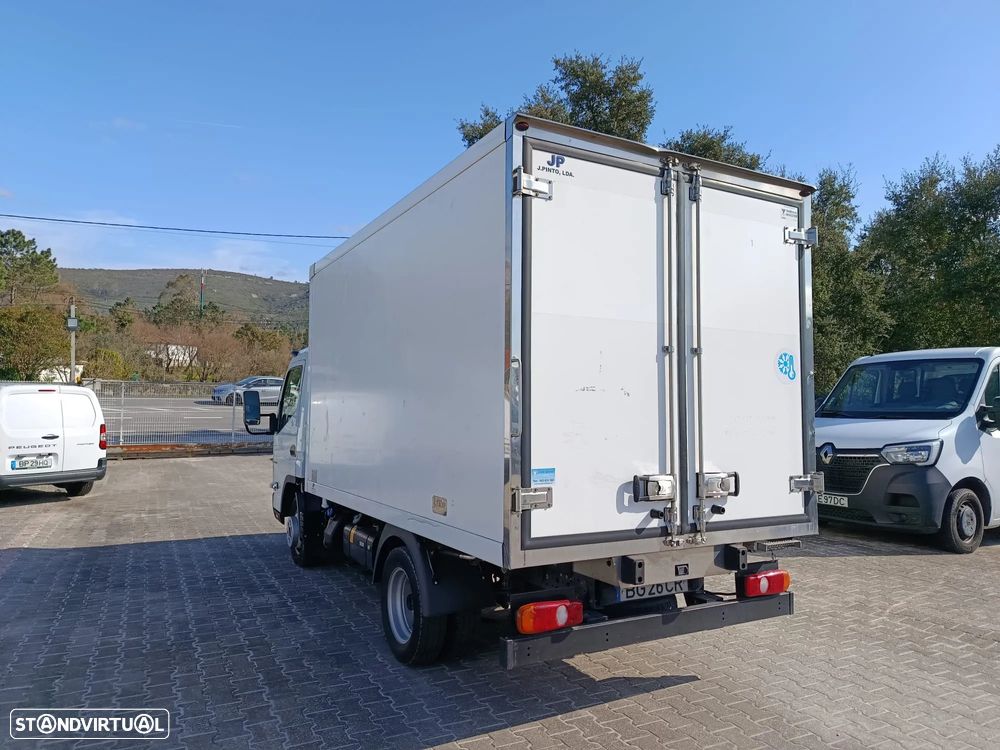 Mitsubishi FUSO CANTER 3C13 | FRIO - 2