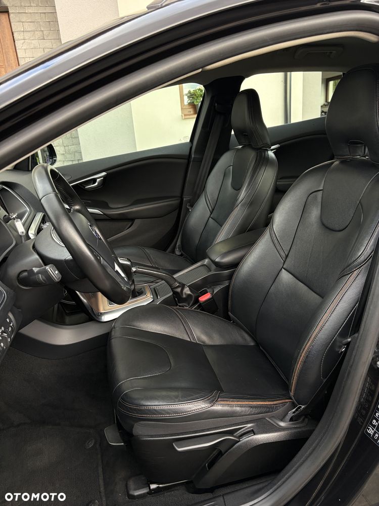 Volvo V40 Cross Country D3 Summum - 13
