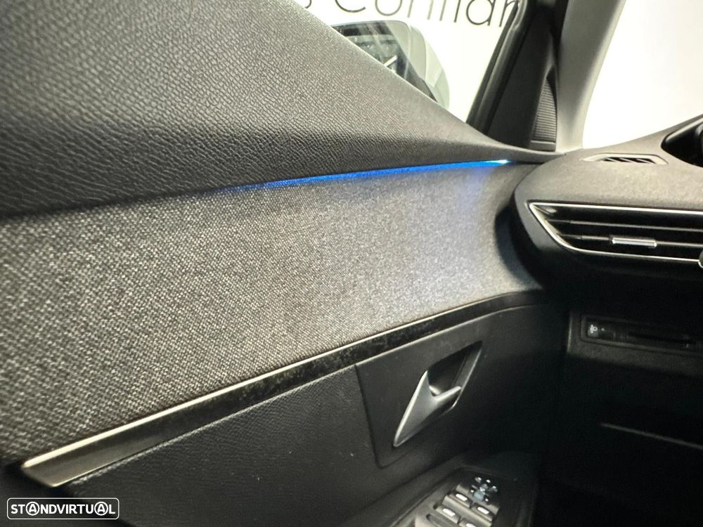 Peugeot 3008 1.5 BlueHDi Allure - 21