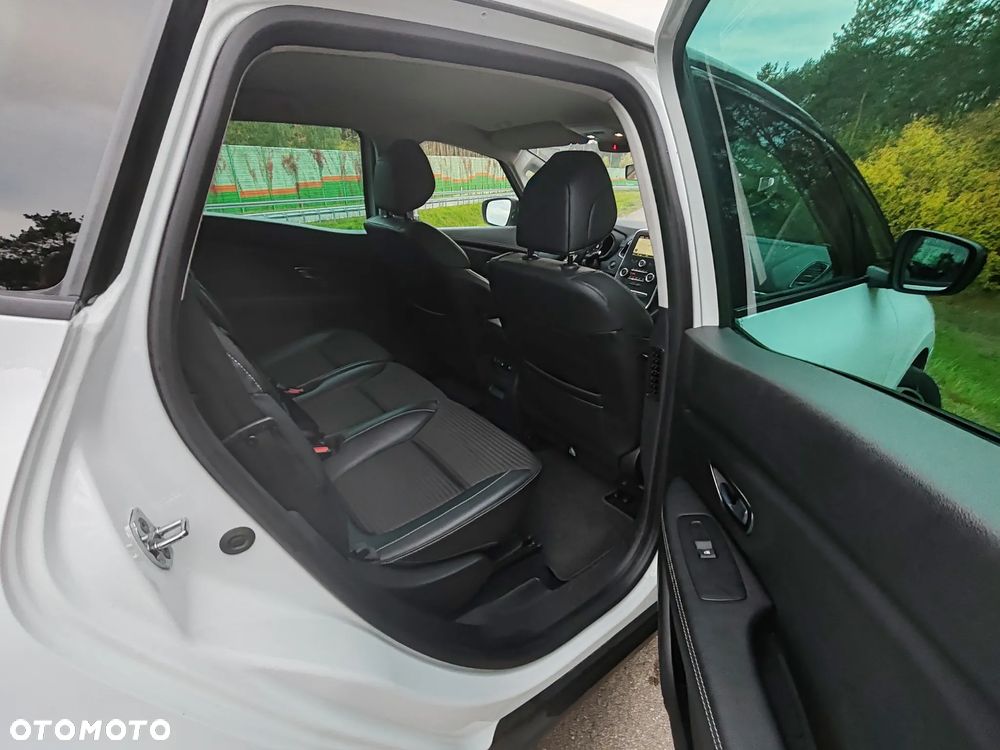 Renault Scenic 1.7 Blue dCi Zen - 29