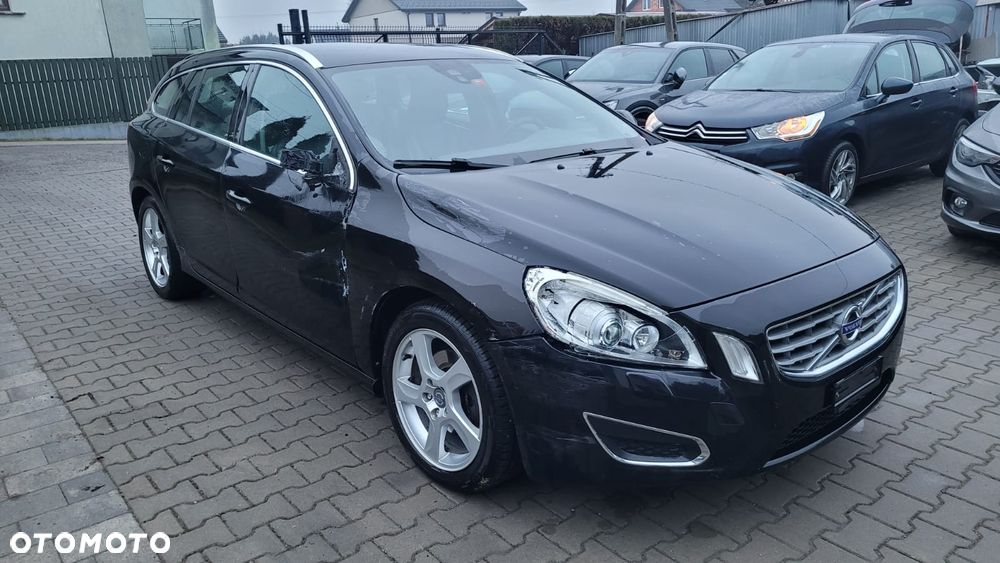Volvo V60 D3 Geartronic Summum - 2