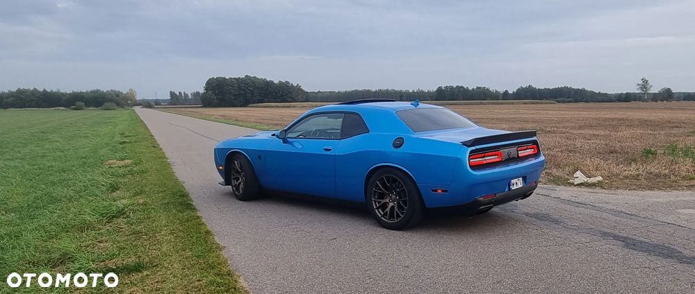 Dodge Challenger 6.2 Hellcat - 23