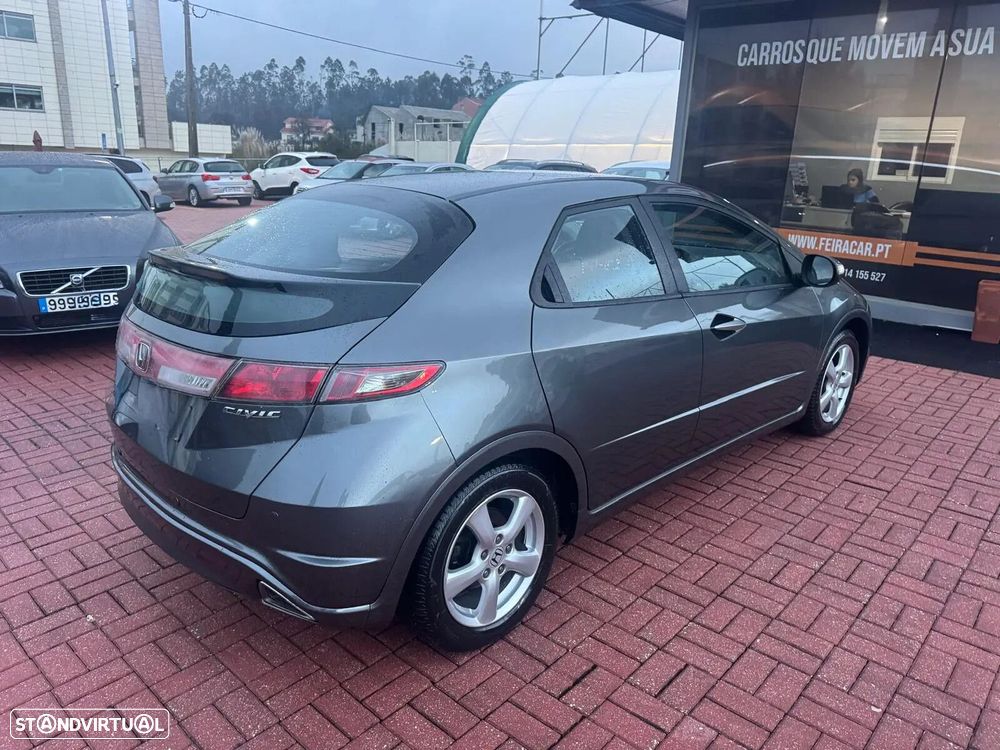 Honda Civic 1.4 i-VTEC Sport - 34