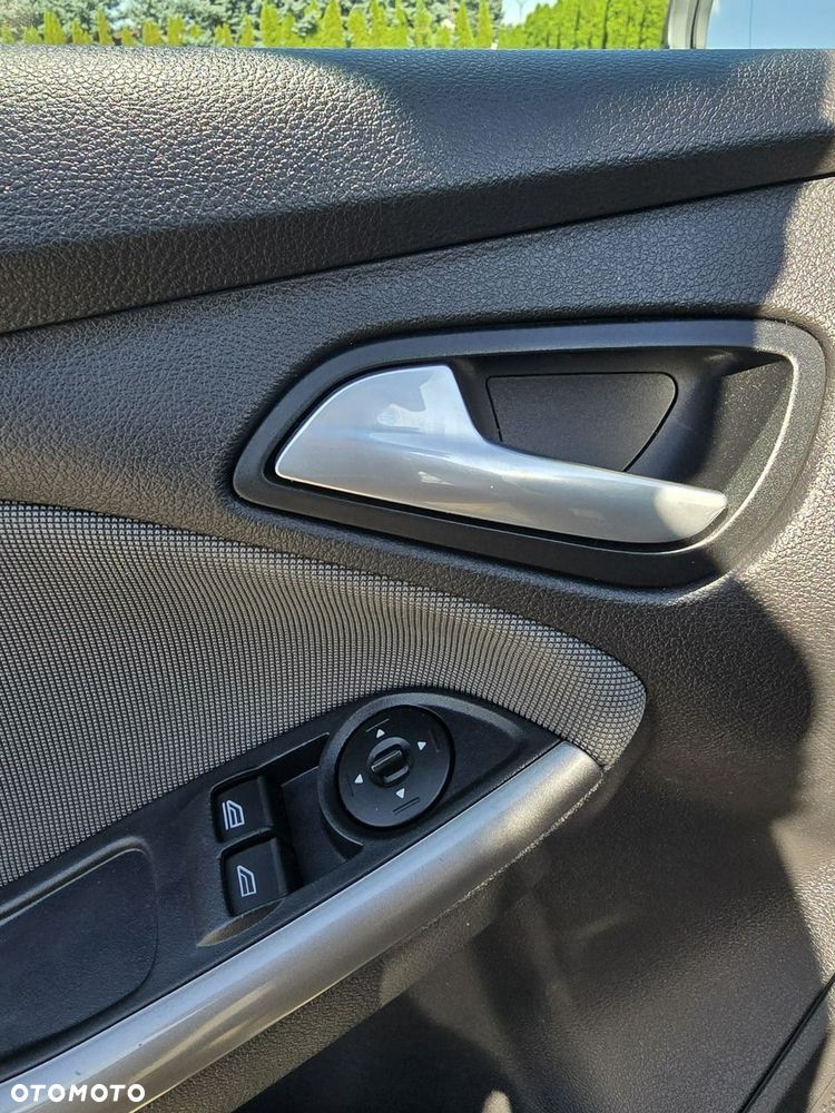 Ford Focus - 17