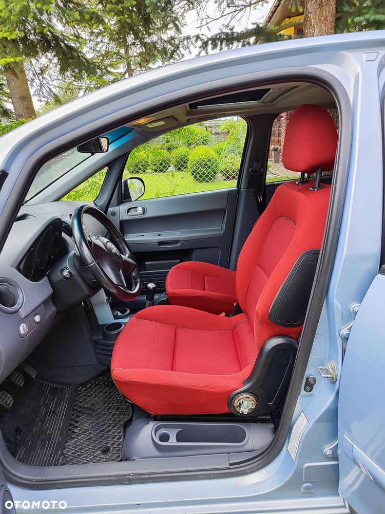 Mitsubishi Colt 1.5 Invite - 6