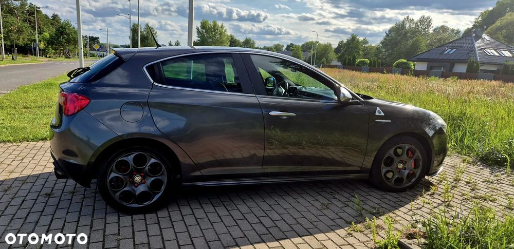 Alfa Romeo Giulietta - 2