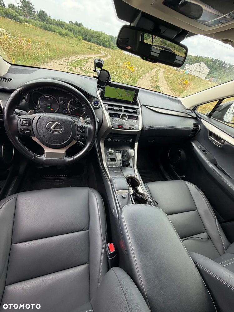 Lexus NX 300 Prestige AWD - 5
