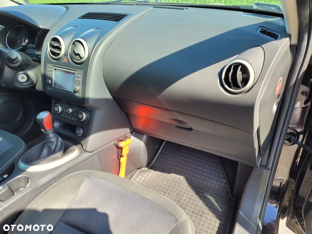 Nissan Qashqai 2.0 acenta - 24