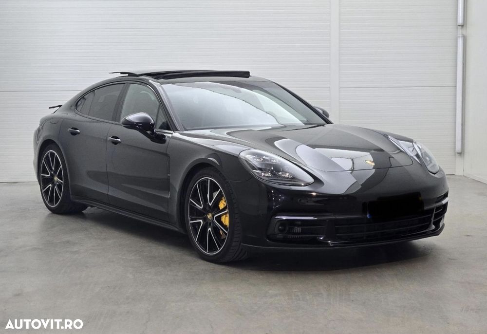 Porsche Panamera 4S - 1