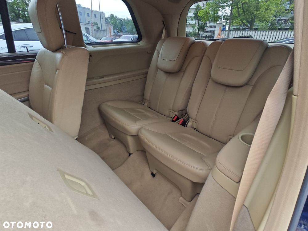 Mercedes-Benz GL 500 4Matic 7G-TRONIC - 17