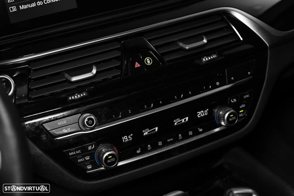 BMW 520 e Pack M - 31