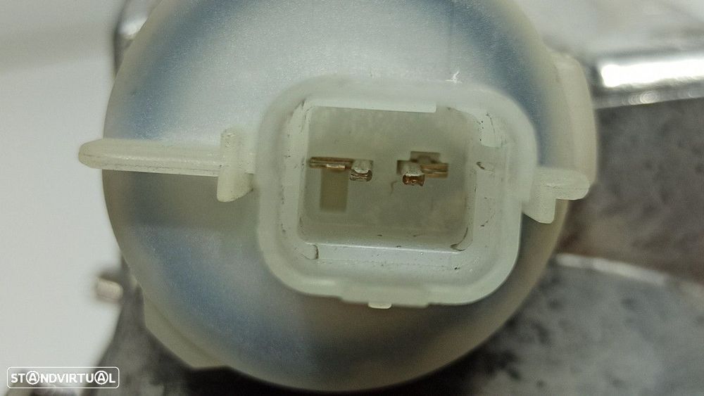 FAROLIM TRASEIRO CENTRAL PEUGEOT 208 (P2) ALLURE - 4