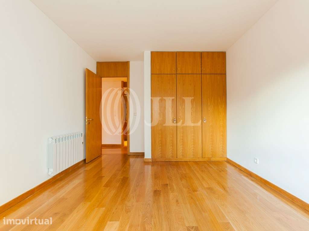 Apartamento T4 com estacionamento, em Telheiras, Lisboa - Grande imagem: 3/10