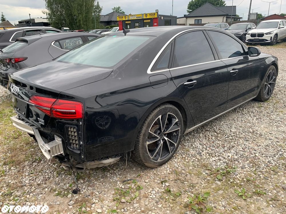 Audi A8 - 5