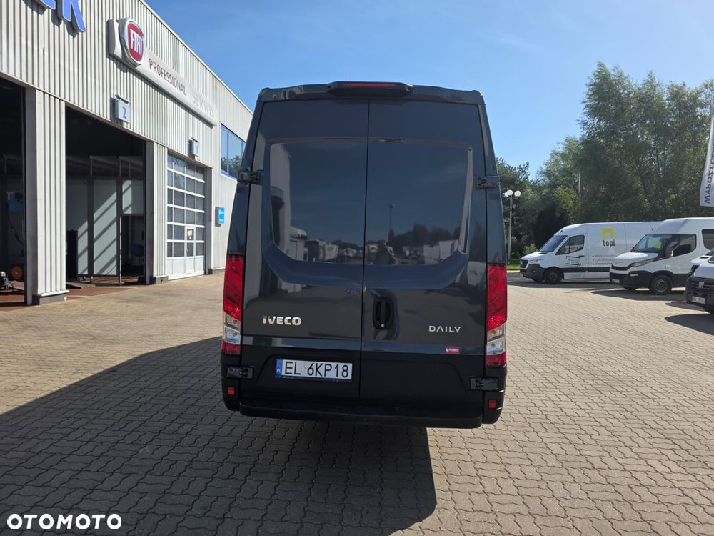 Iveco 35S18 Chłodnia Izoterma Furgon Maxi Izolowany Blaszak Krajowy 3l 180KM Ledy Nawigacja - 21