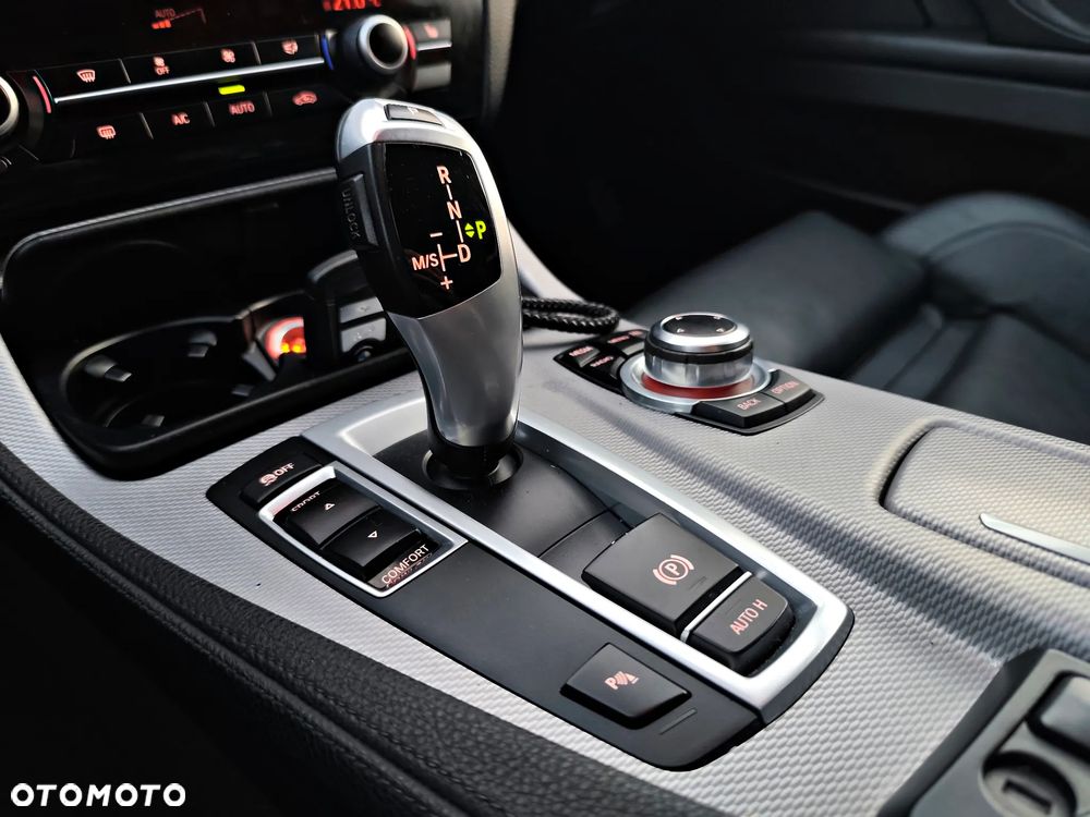 BMW Seria 5 520d Luxury Line - 8