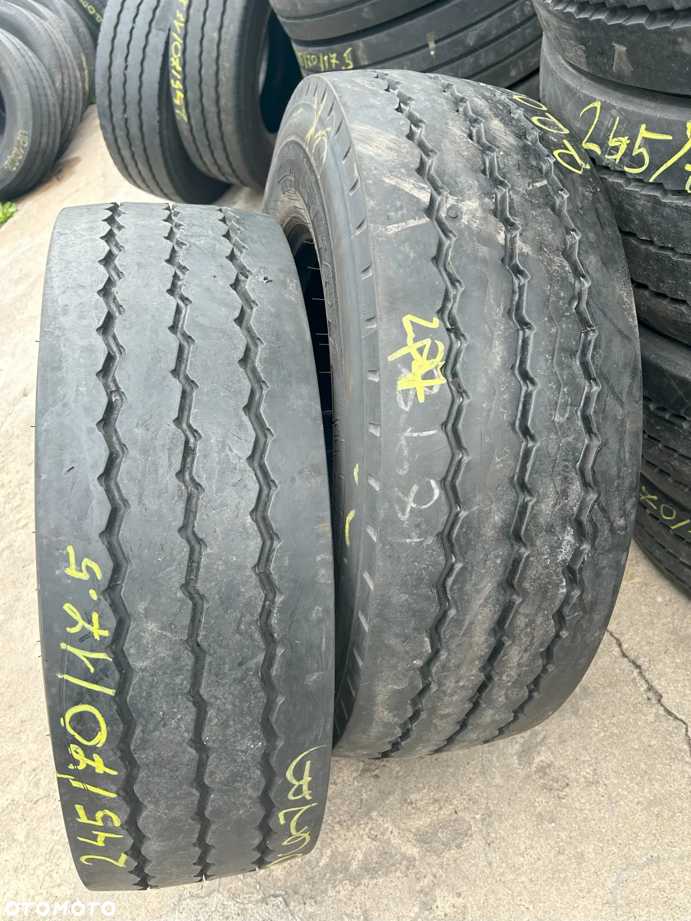 PIRELLI 245/70R17,5 - 4
