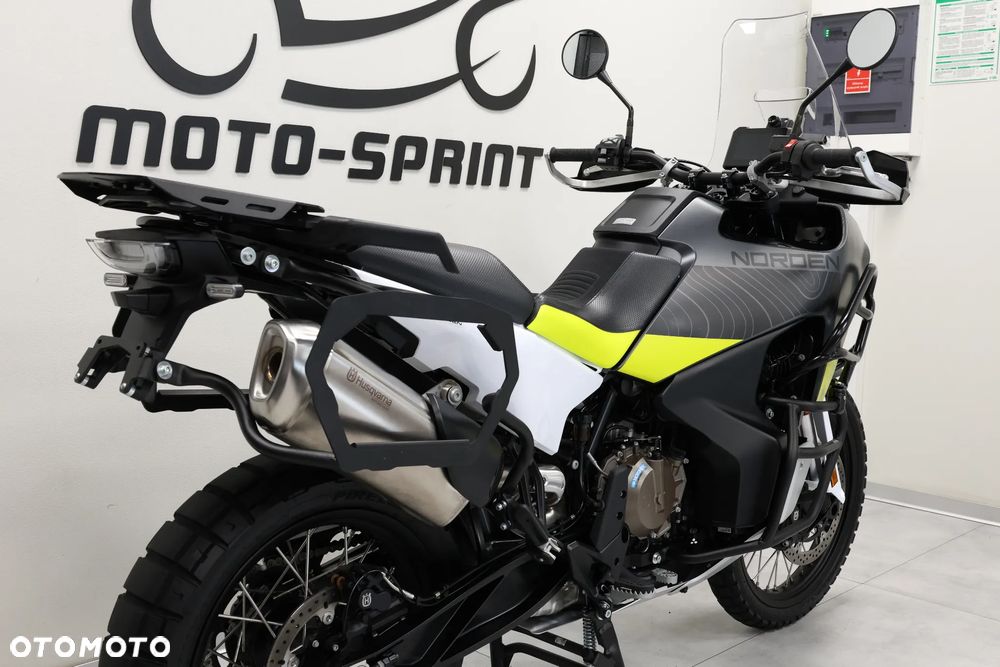 Husqvarna Norden - 12