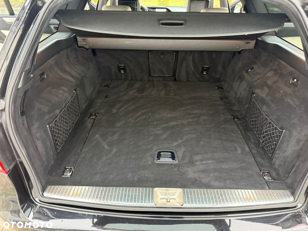 Mercedes-Benz Klasa E 350 T BlueTEC 4Matic 7G-TRONIC Avantgarde - 17