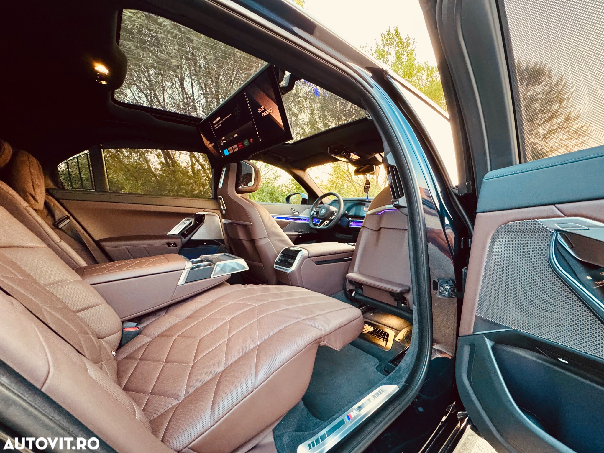 BMW Seria 7 740d xDrive MHEV - 9