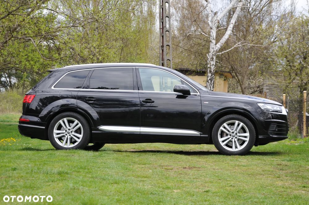 Audi Q7 - 11