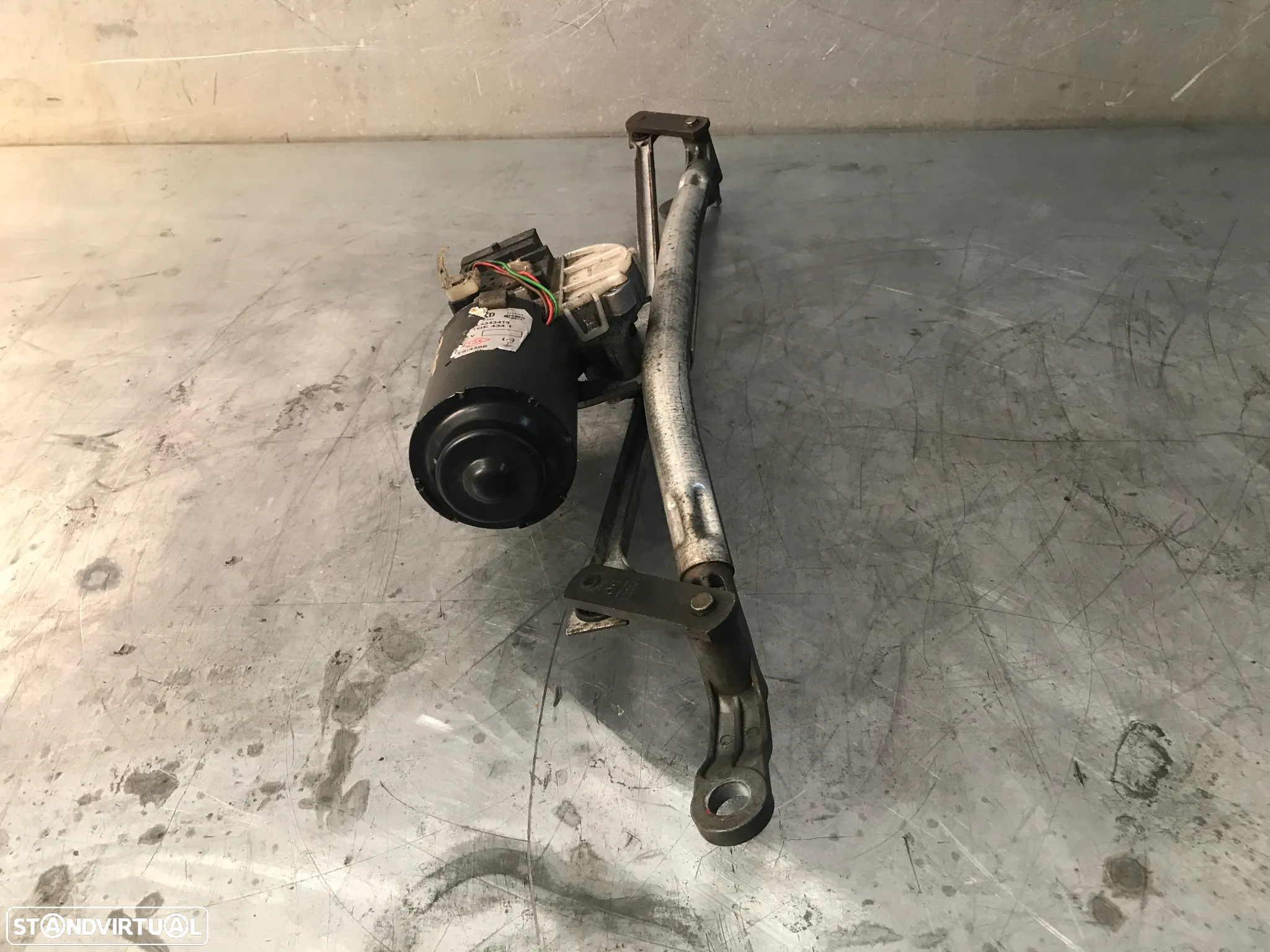 MOTOR / SISTEMA LIMPA VIDROS FIAT PUNTO 176 93-99 - 2
