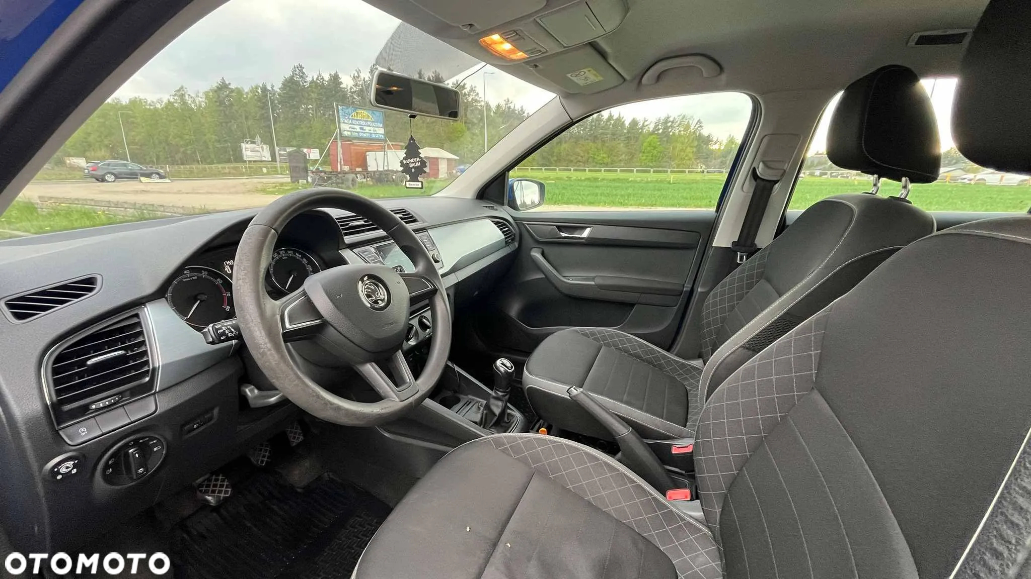 Skoda Fabia - 10