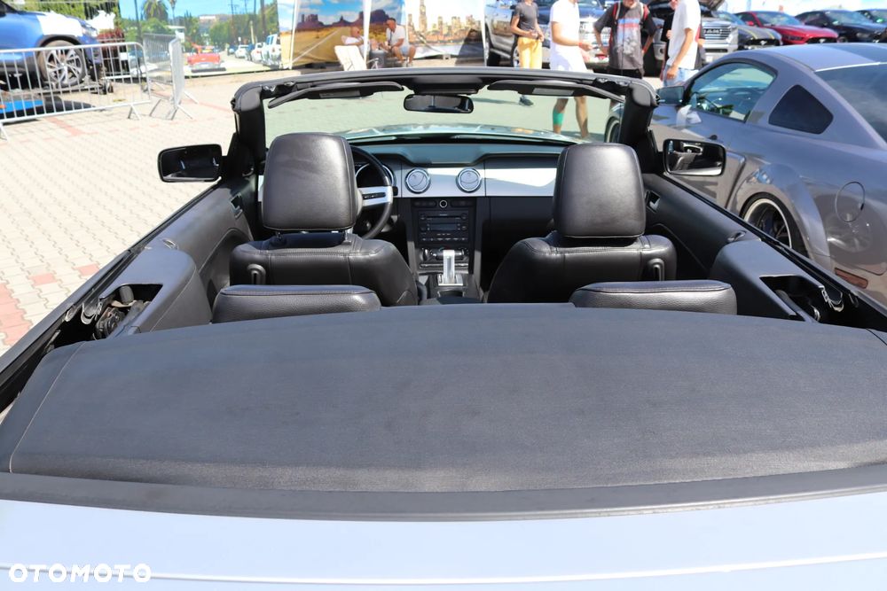 Ford Mustang 4.0 V6 Premium - 17