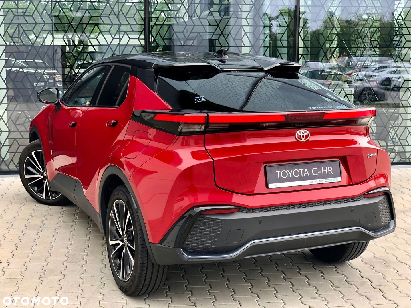 Toyota C-HR - 11