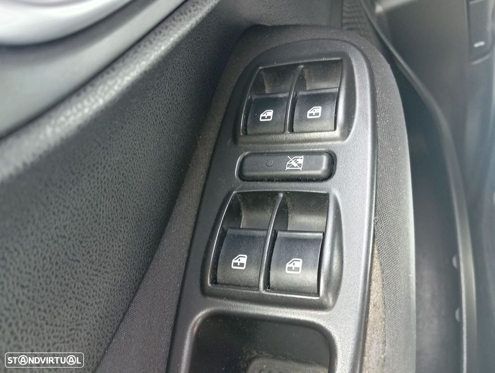 Fiat 500L 0.9 8V TwinAir Pop Star S&S - 12