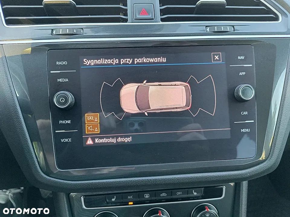 Volkswagen Tiguan 2.0 TDI BMT SCR Comfortline - 27