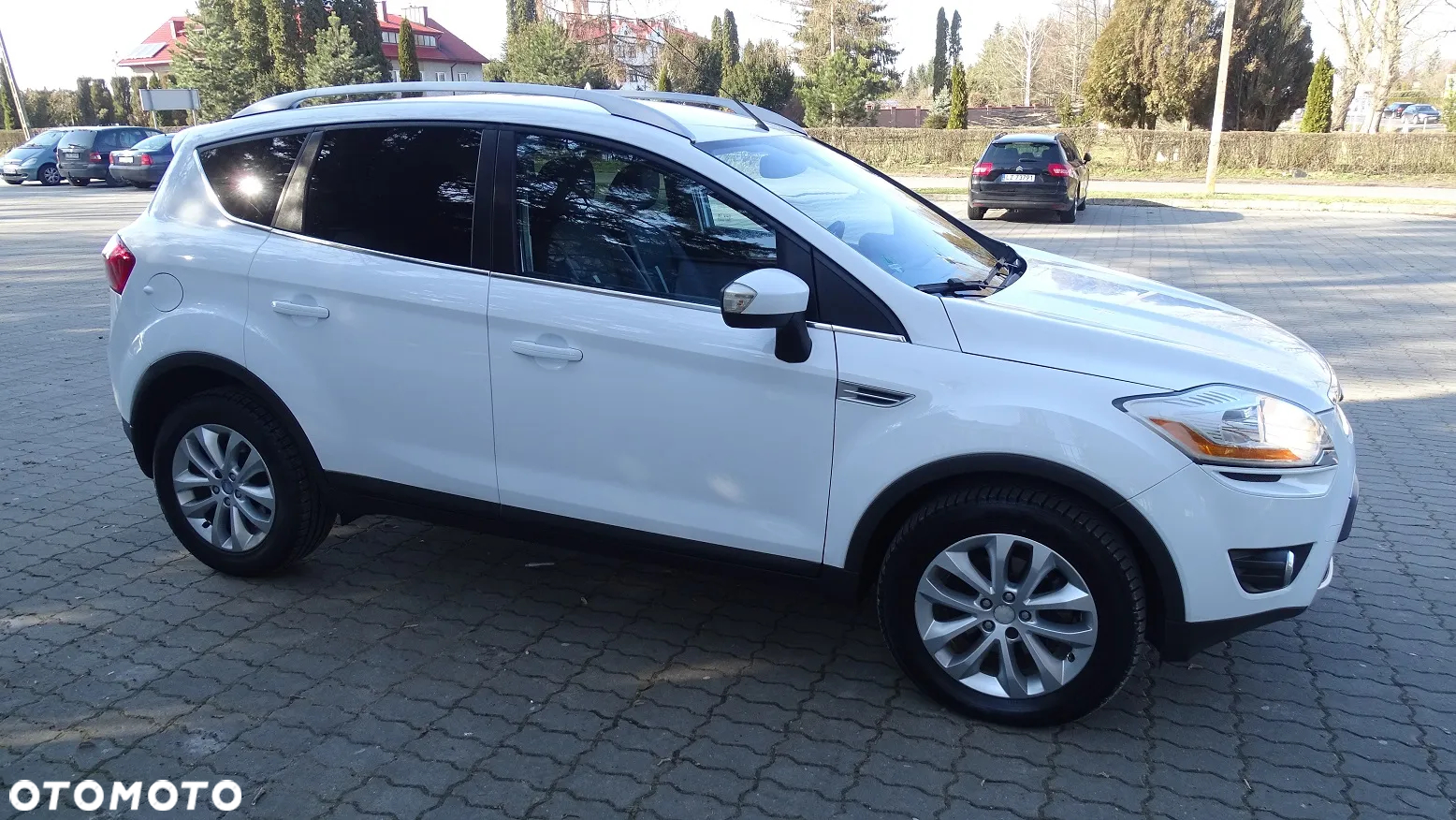 Ford Kuga 2.0 TDCi 2x4 Individual - 6