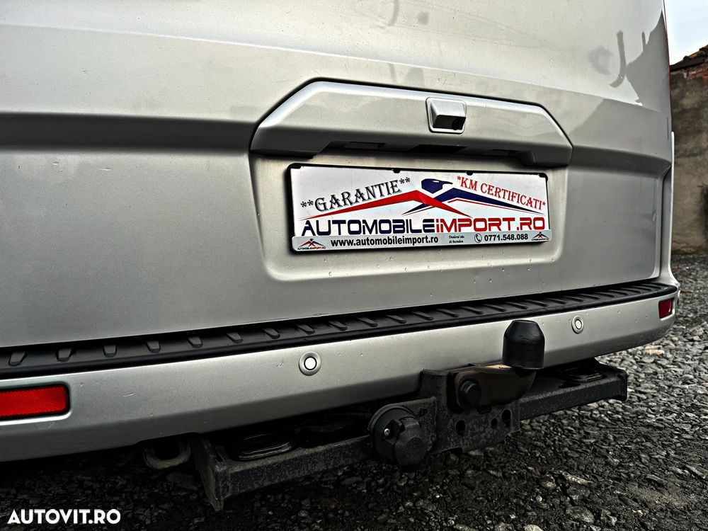Ford Tourneo Custom 320 L2H1 VA Titanium - 27