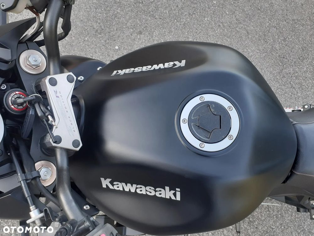 Kawasaki Z - 19