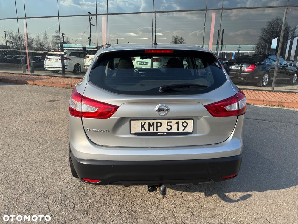 Nissan Qashqai 1.6 dCi 4 x 4 DPF Start/Stop I-Way - 12