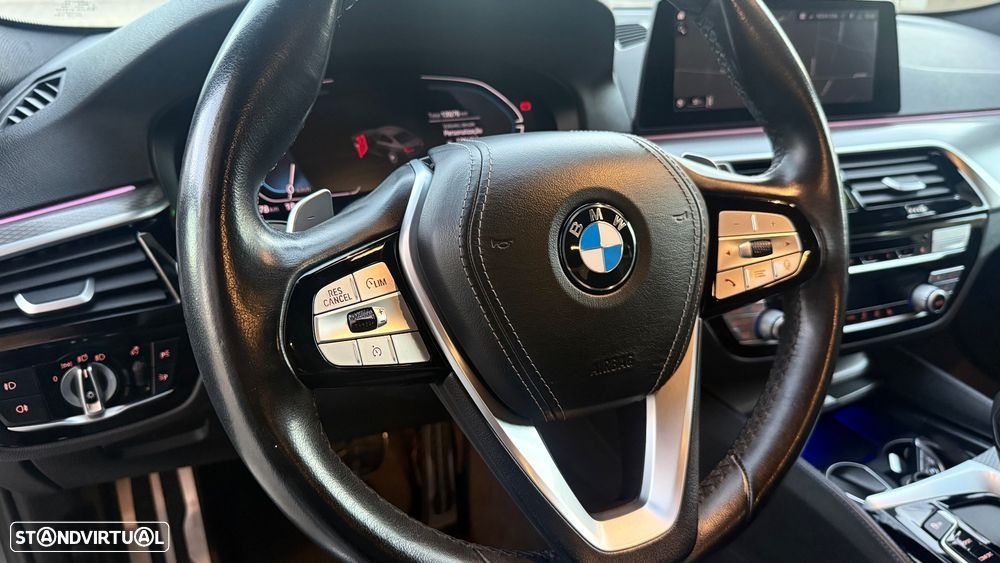 BMW 530 - 11