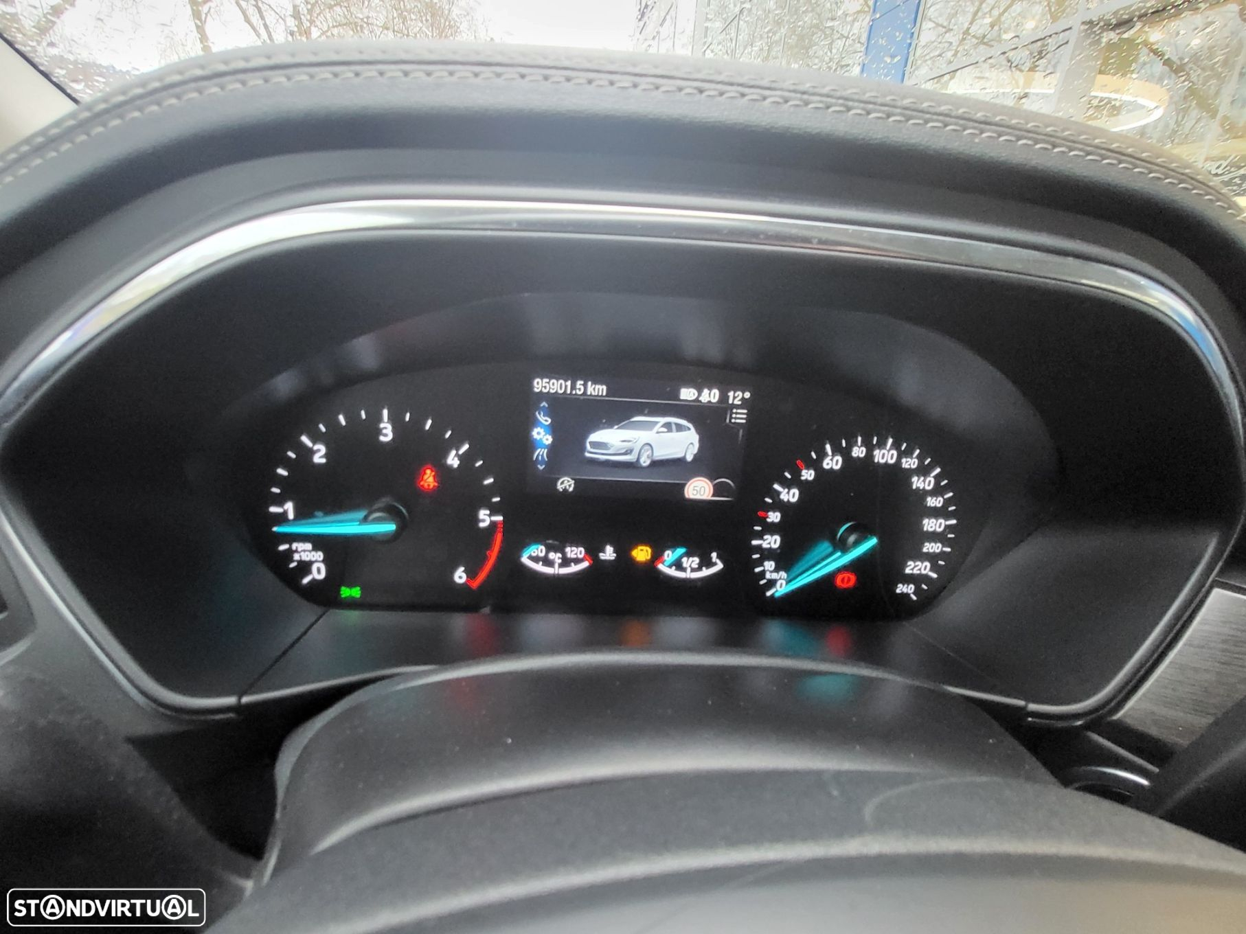 Ford Focus SW 1.5 TDCi EcoBlue Vignale - 15