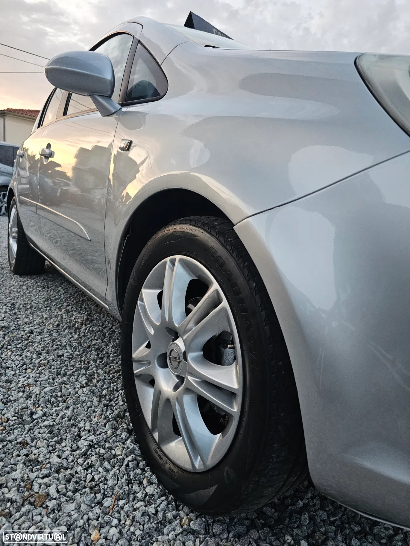 Opel Corsa 1.2 Twin Silver Plus 16 Easytronic - 6
