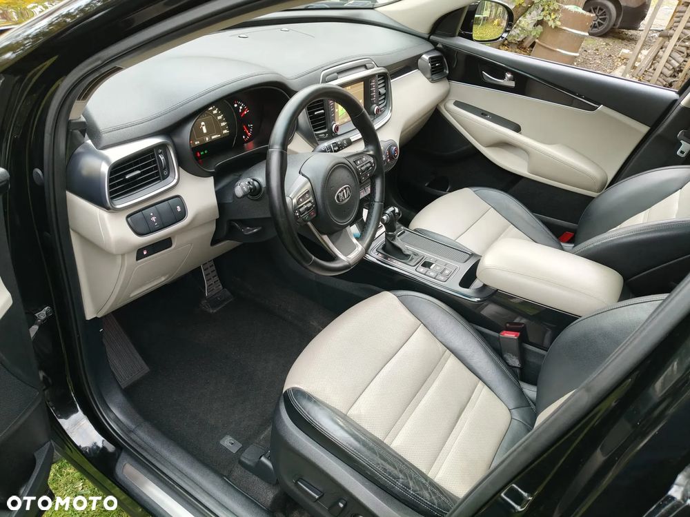 Kia Sorento - 26