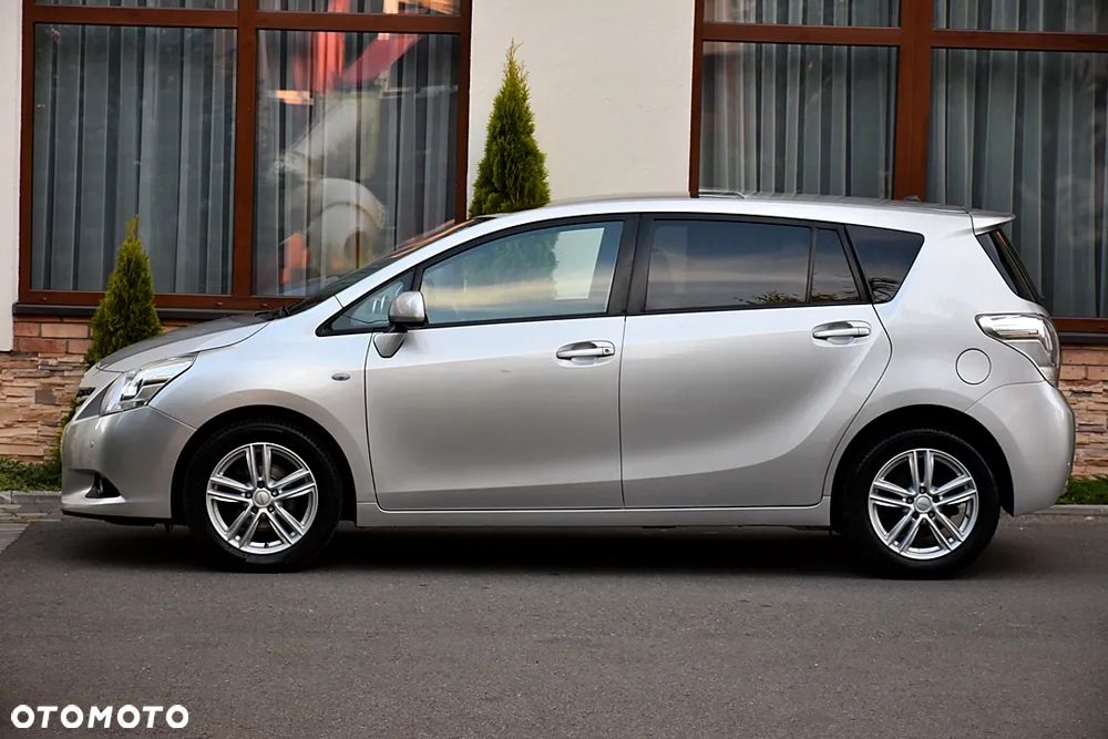 Toyota Verso 1.8 5-Sitzer Executive - 14