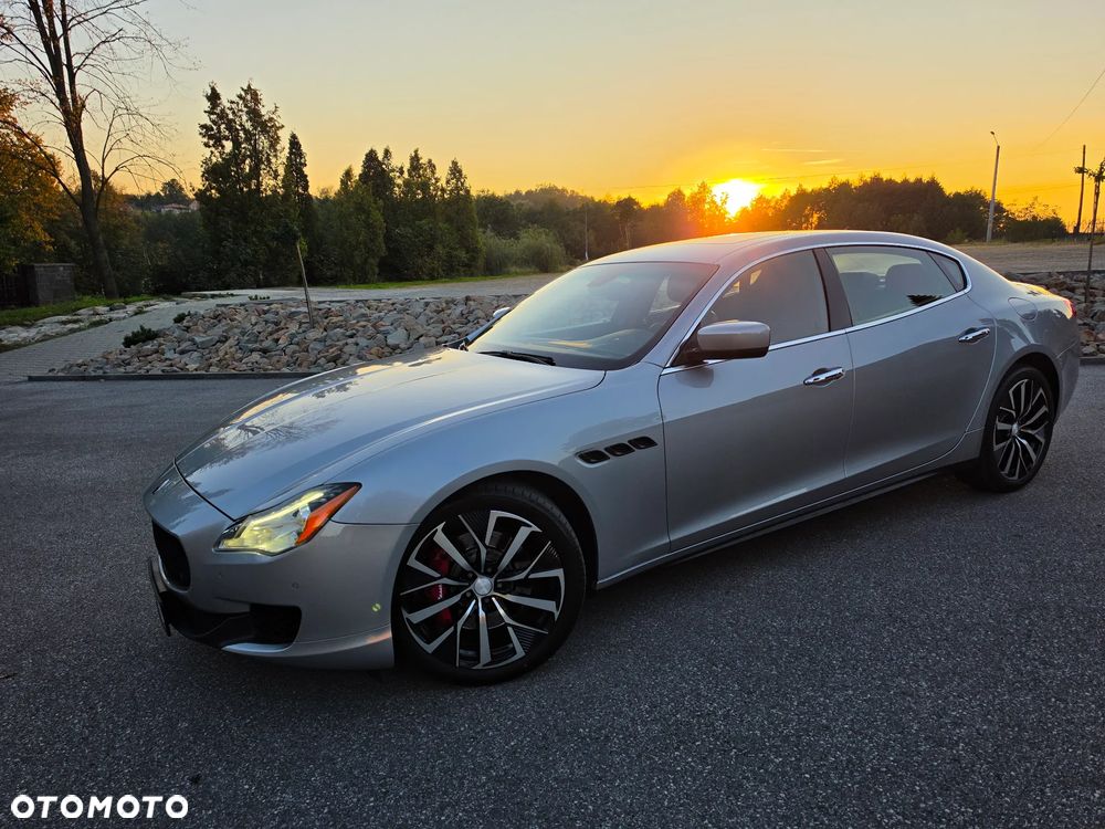 Maserati Quattroporte - 1