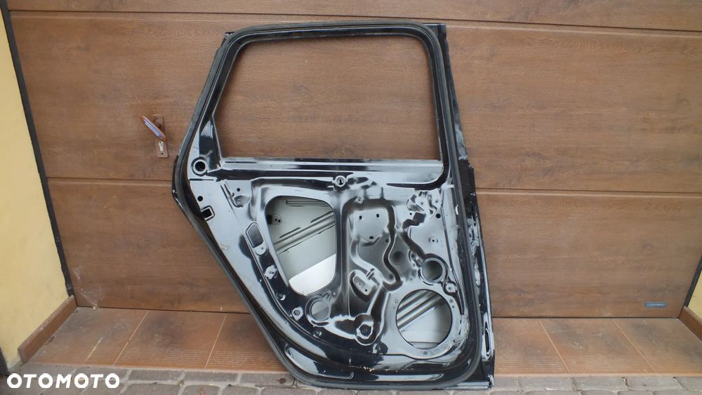 Drzwi tylne lewe Audi A4 b9 2015-2019 - 9