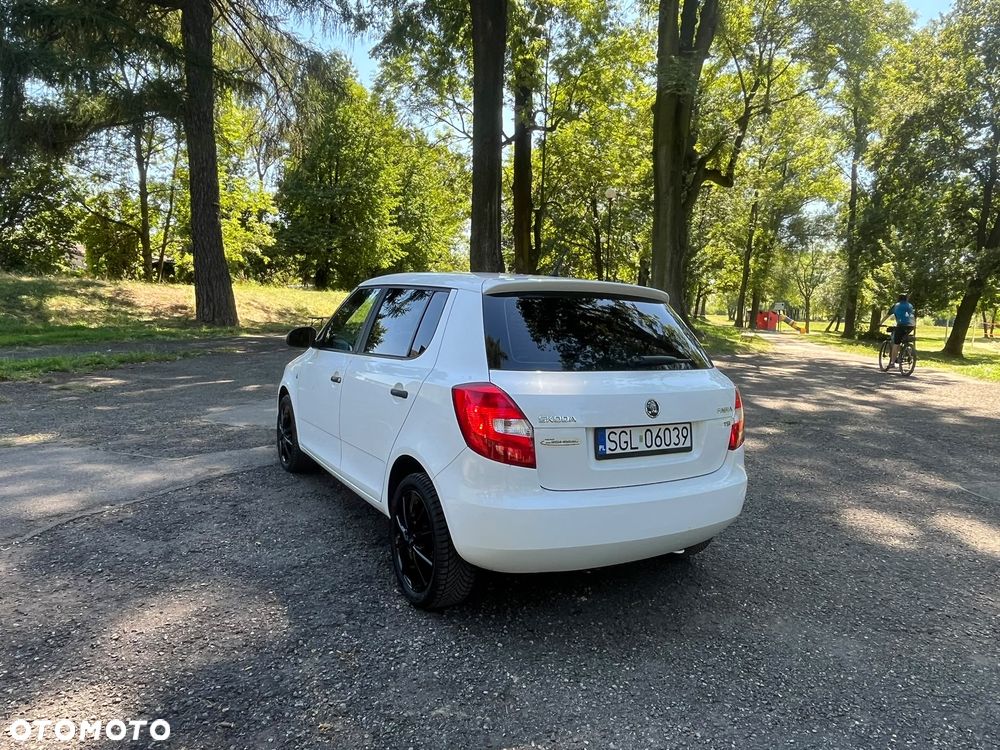 Skoda Fabia - 8