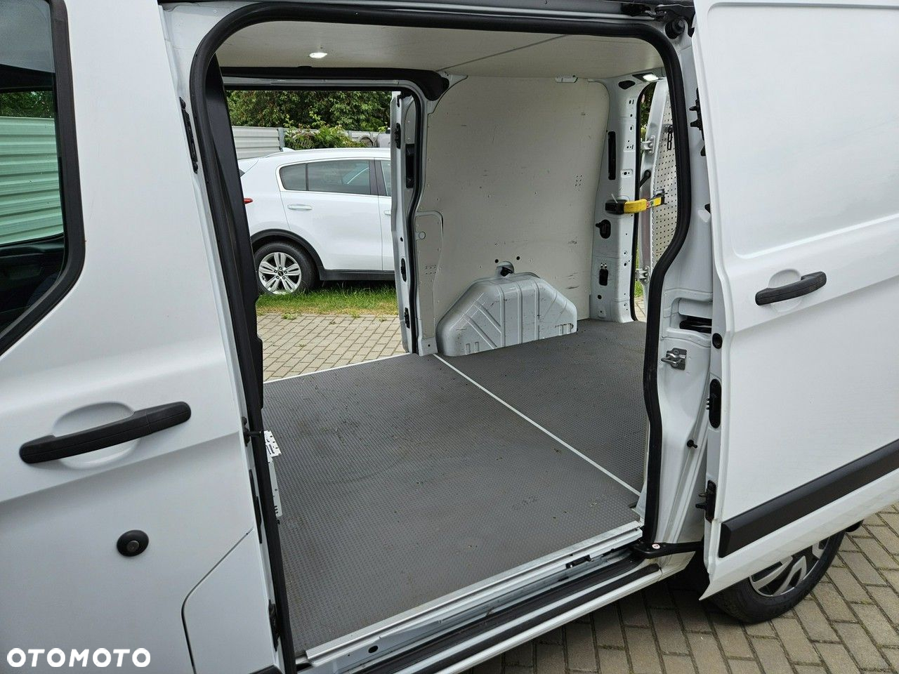 Ford Transit Custom - 26