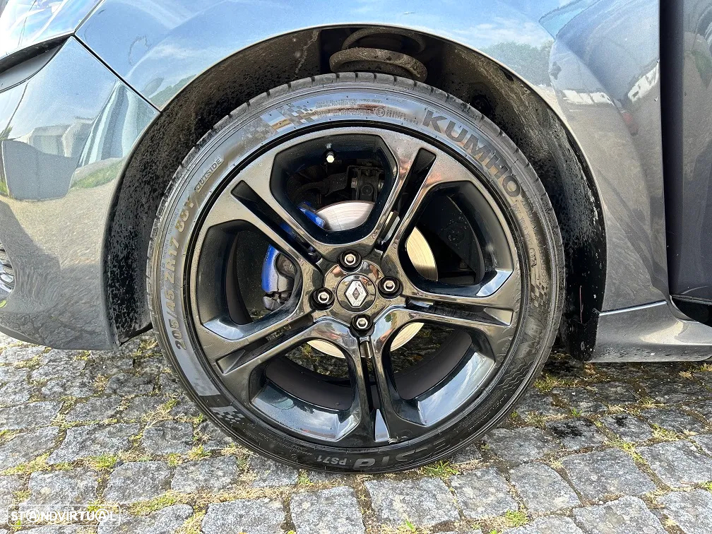 Renault Clio 1.2 TCE GT EDC - 32